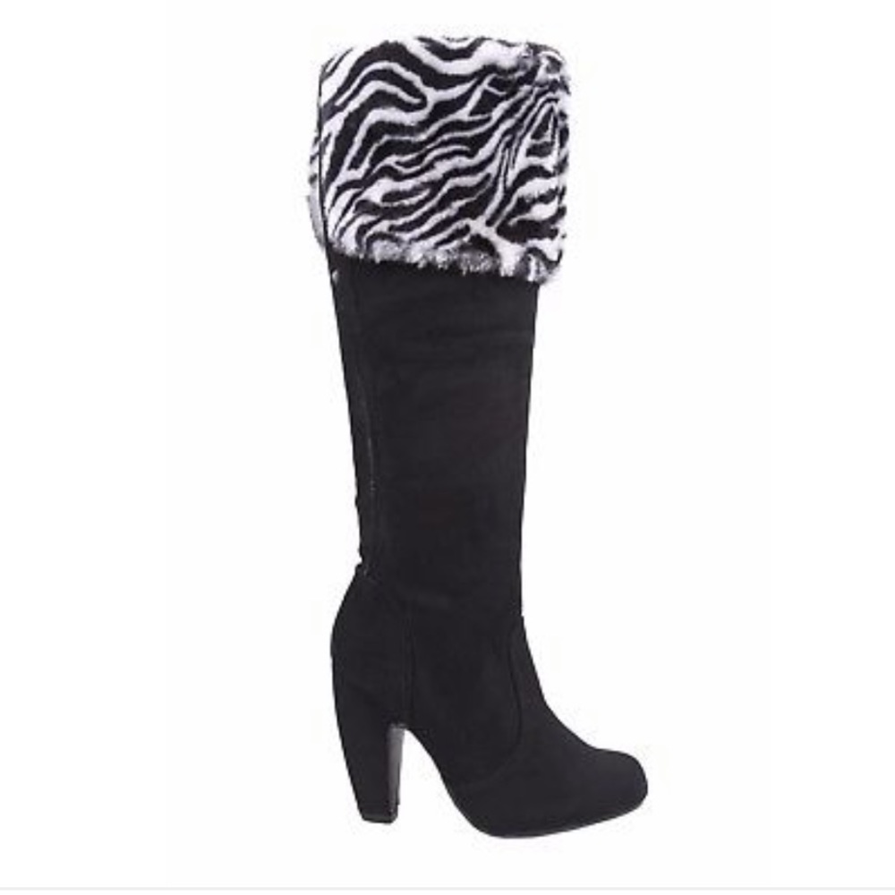 SUEDE BOOTS - Picture 1 of 6
